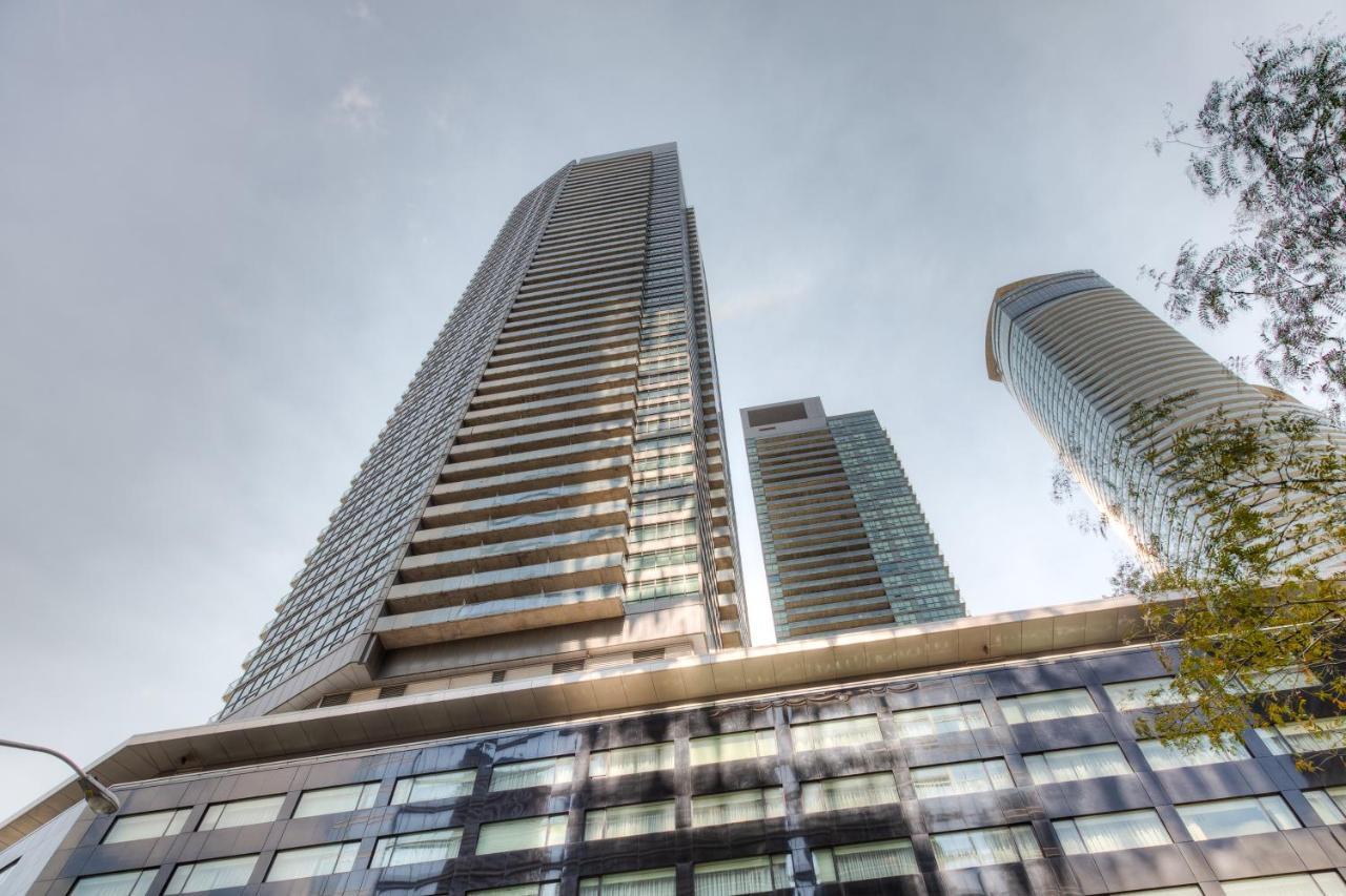 Stylish Newly Furnished Condo With Beautiful Lake View Toronto Exteriér fotografie